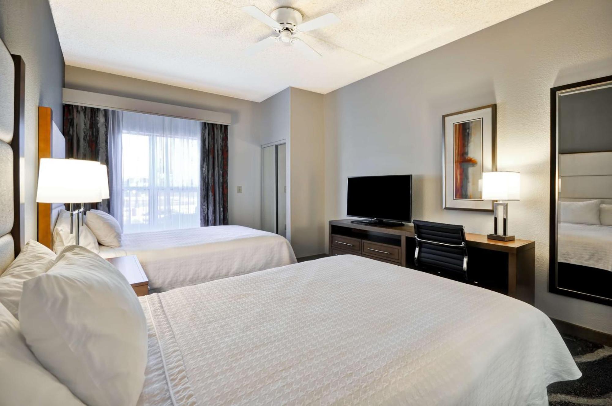 Homewood Suites By Hilton Phoenix-Biltmore Exterior photo